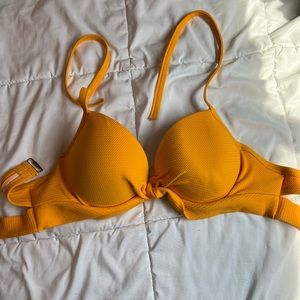 Swimsuit bikini top